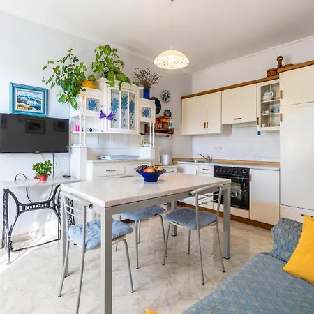 2 Bedroom In * Umag