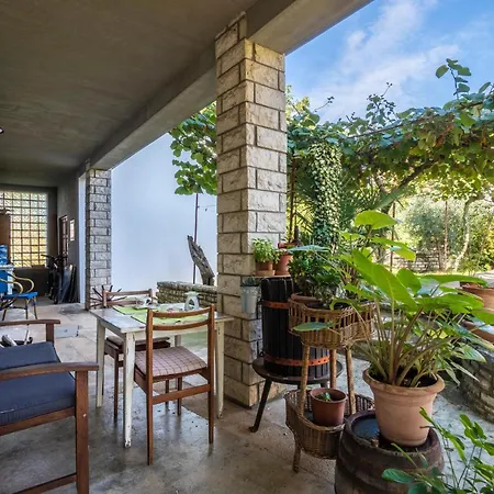 2 Bedroom In 公寓 *