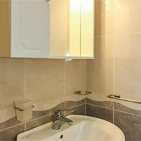 2 Bedroom In Daire *